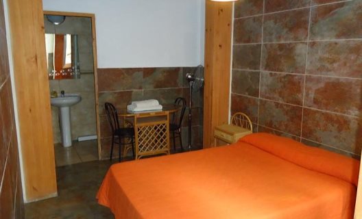 Hostal Lenin Barcelona