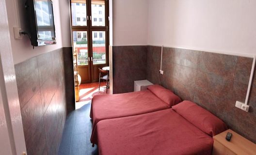 Hostal Lenin Barcelona