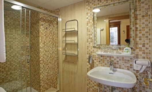 Hostal Lima