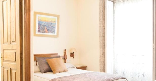 Hostal Linares Rooms Santiago
