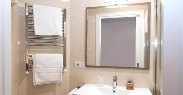 Hostal Linares Rooms Santiago