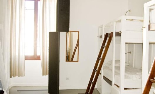 Hostal Lisbon Destination