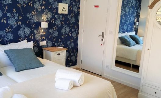 Hostal Lisbon Terrace Suites
