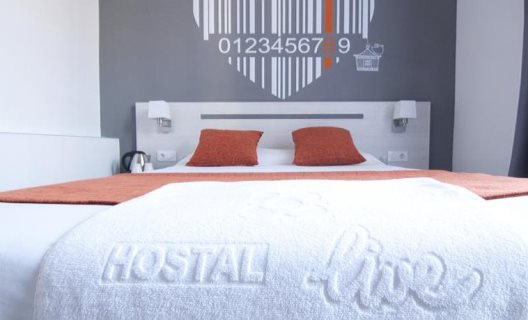 Hostal Live Barcelona