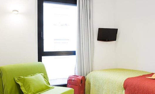 Hostal Live & Dream