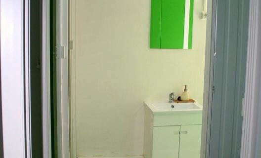 Hostal Locals & Suites