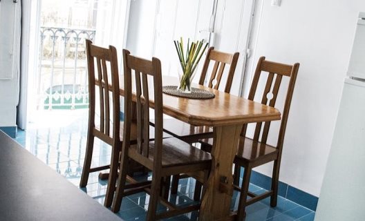 Hostal Locals & Suites