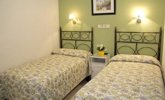 Hostal Los Alpes