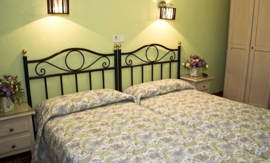 Hostal Los Alpes