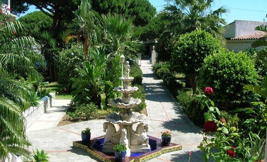 Hostal Los Pinos