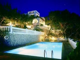 Hostal Los Pinos