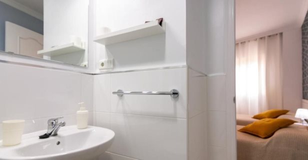 Hostal Luna De Nerja