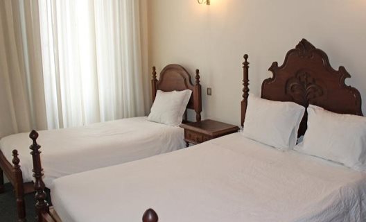 Hostal Lunar