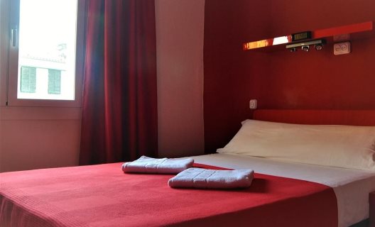 Hostal Manà Manà