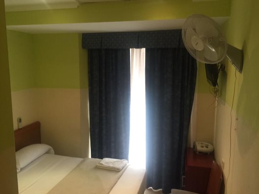 Hostal Mont Thabor