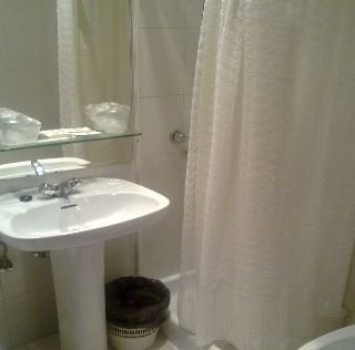 Hostal Moon Bio