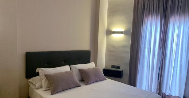 Hostal Nerjarooms