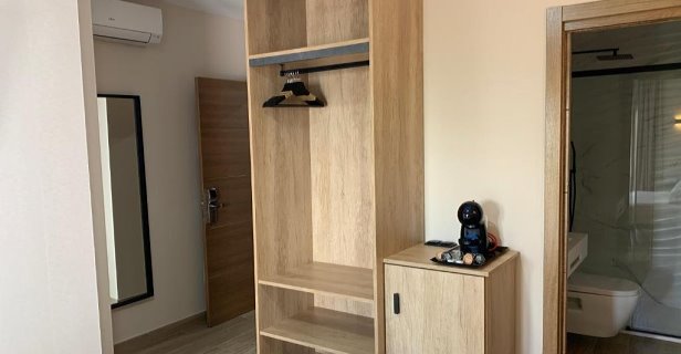 Hostal Nerjarooms