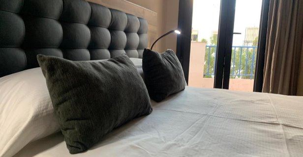 Hostal Nerjarooms