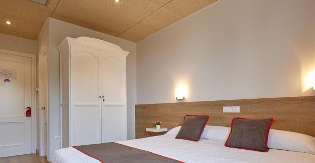 Hostal Nobadis