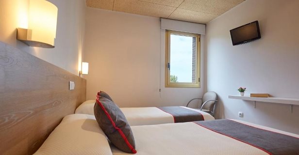 Hostal Nobadis