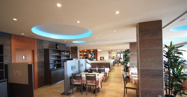 Hostal Novel Risech
