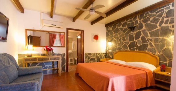 Hostal Nueva Andalucia