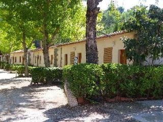Hostal Oasis Country Park