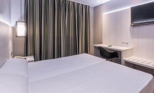Hostal Opera Ramblas
