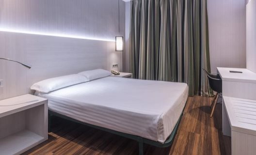 Hostal Opera Ramblas