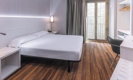 Hostal Opera Ramblas
