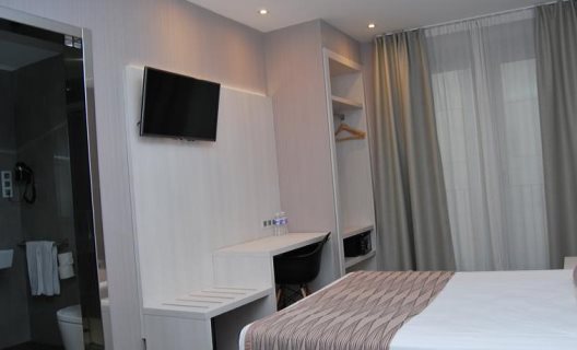 Hostal Opera Ramblas