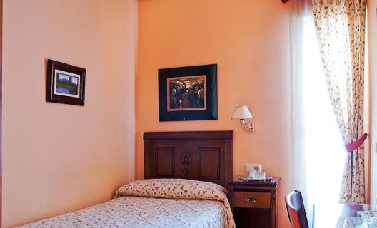 Hostal Oriente Hs