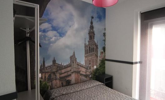 Hostal Pacos