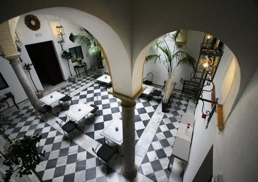 Hostal Palacio San Bartolome