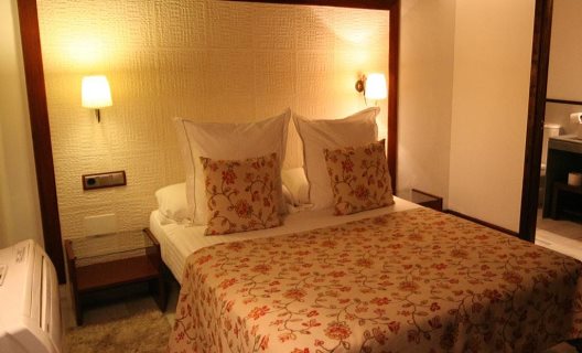 Hostal Palacio San Bartolome