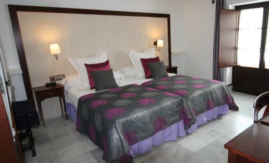 Hostal Palacio San Bartolome