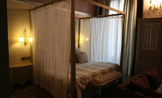 Hostal Palacio San Bartolome
