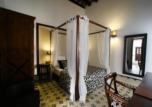 Hostal Palacio San Bartolome