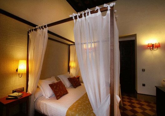 Hostal Palacio San Bartolome