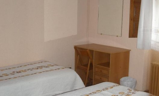 Hostal Paratene