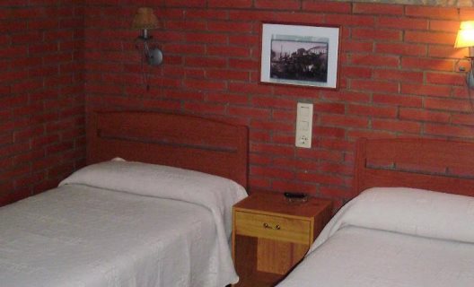 Hostal Paratene