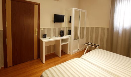 Hostal Paris