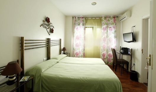 Hostal Paris