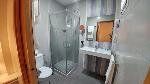 Hostal Paris