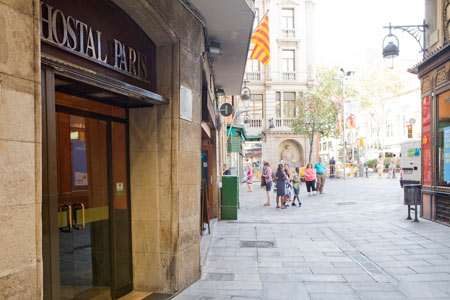 Hostal Paris