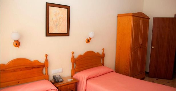 Hostal Paris