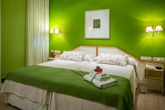 Hostal Paris