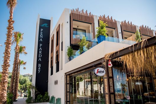 Hostal Peña Parda Bay