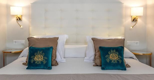 Hostal Plaza Cantarero
